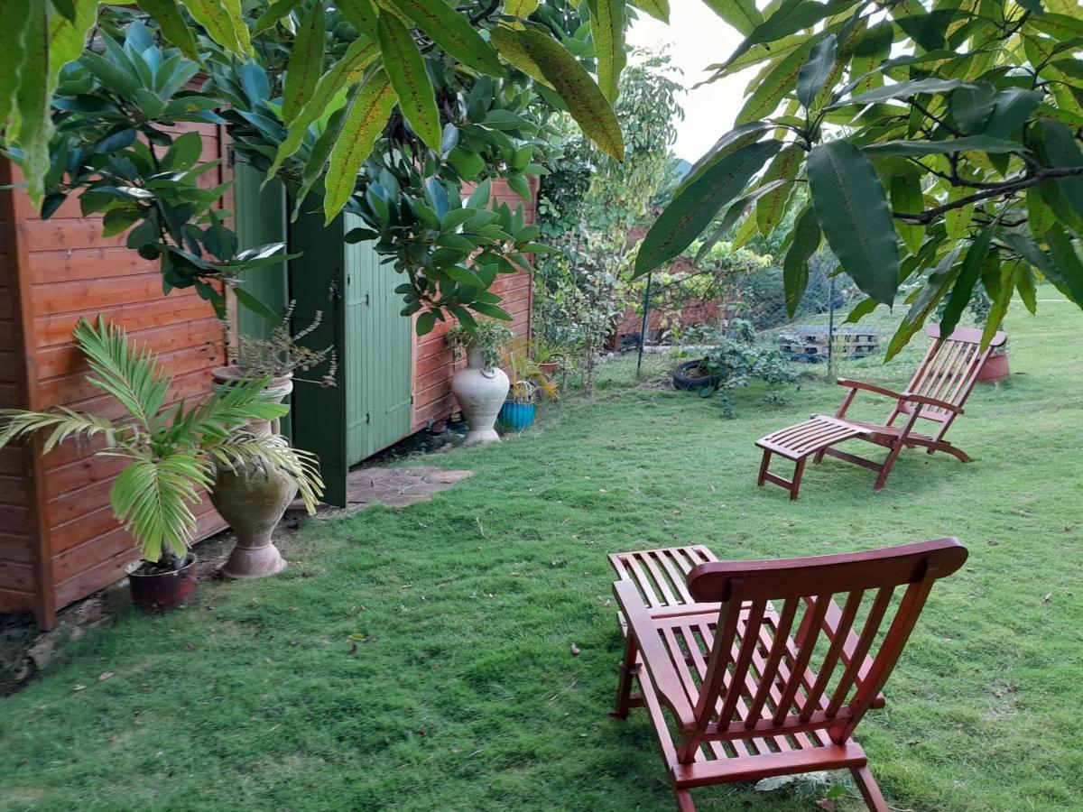 Ankache Hotel Grand-Bourg  Ngoại thất bức ảnh